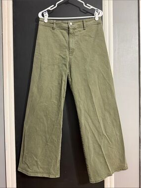 Universal Thread High Rise Wide Leg Ankle Size: 10 Ins: 28.5”